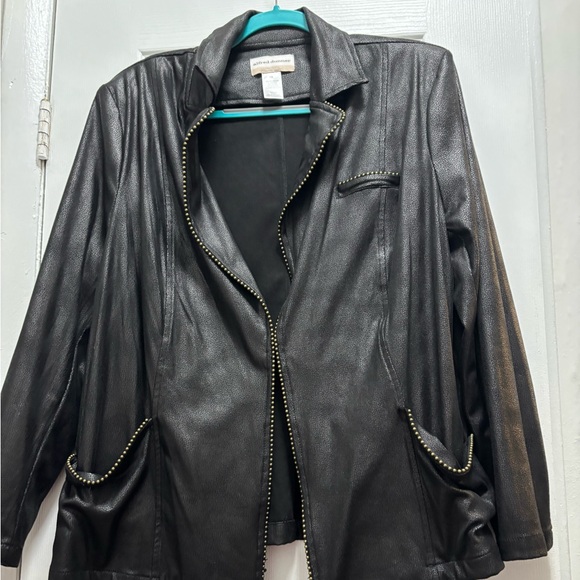 Black looks like Leather Jacket - Picture 1 of 2